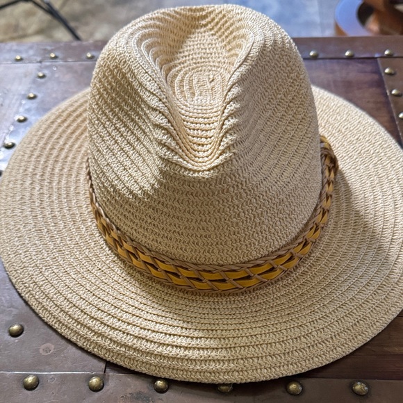 Columbia Tan Straw Hat with Brown Band - Picture 2 of 9